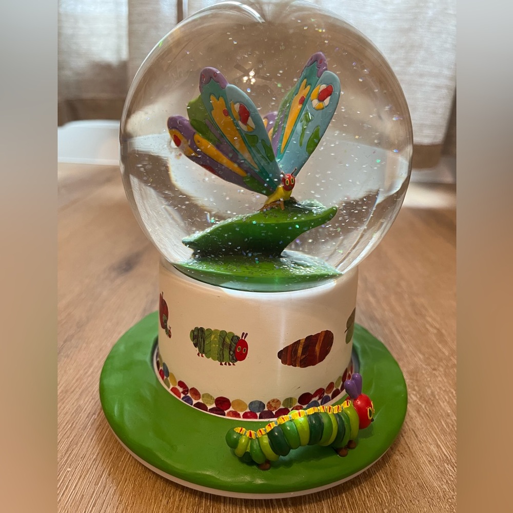 Eric Carle San Francisco Music Box Company Hungary Caterpillar Rare Snow Globe